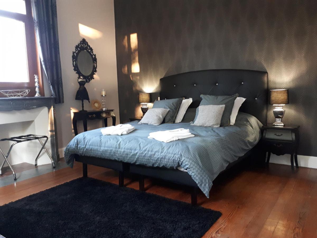 Le Manoir De La Mantille Caudry Esterno foto