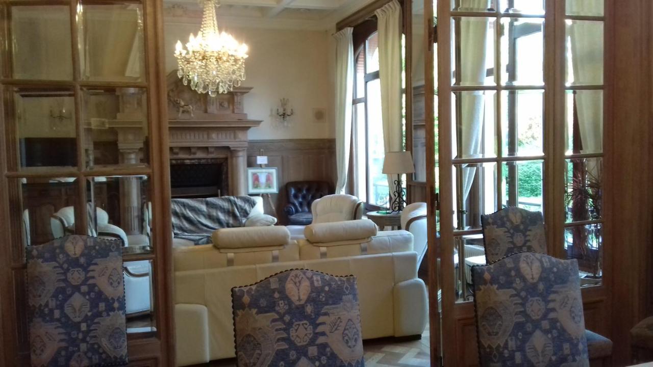 Le Manoir De La Mantille Caudry Esterno foto
