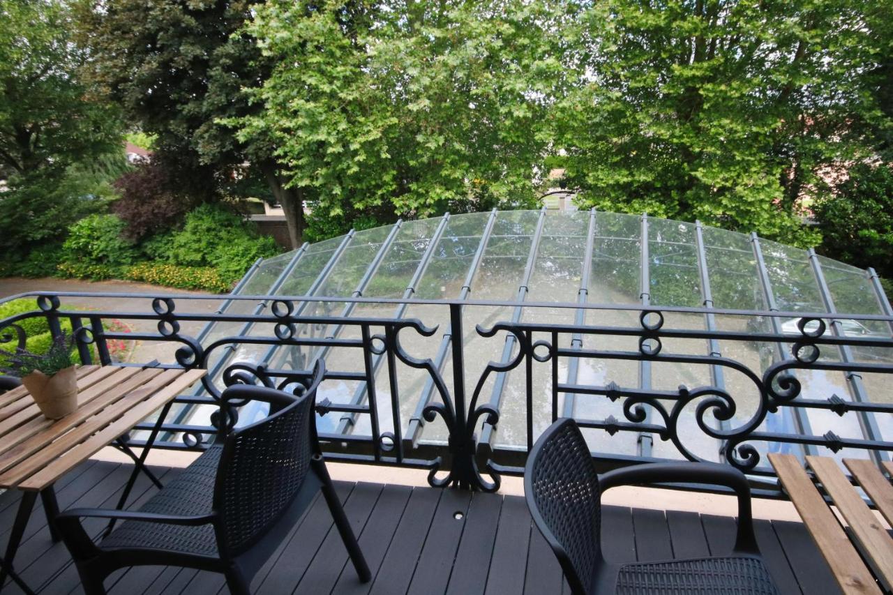 Le Manoir De La Mantille Caudry Esterno foto
