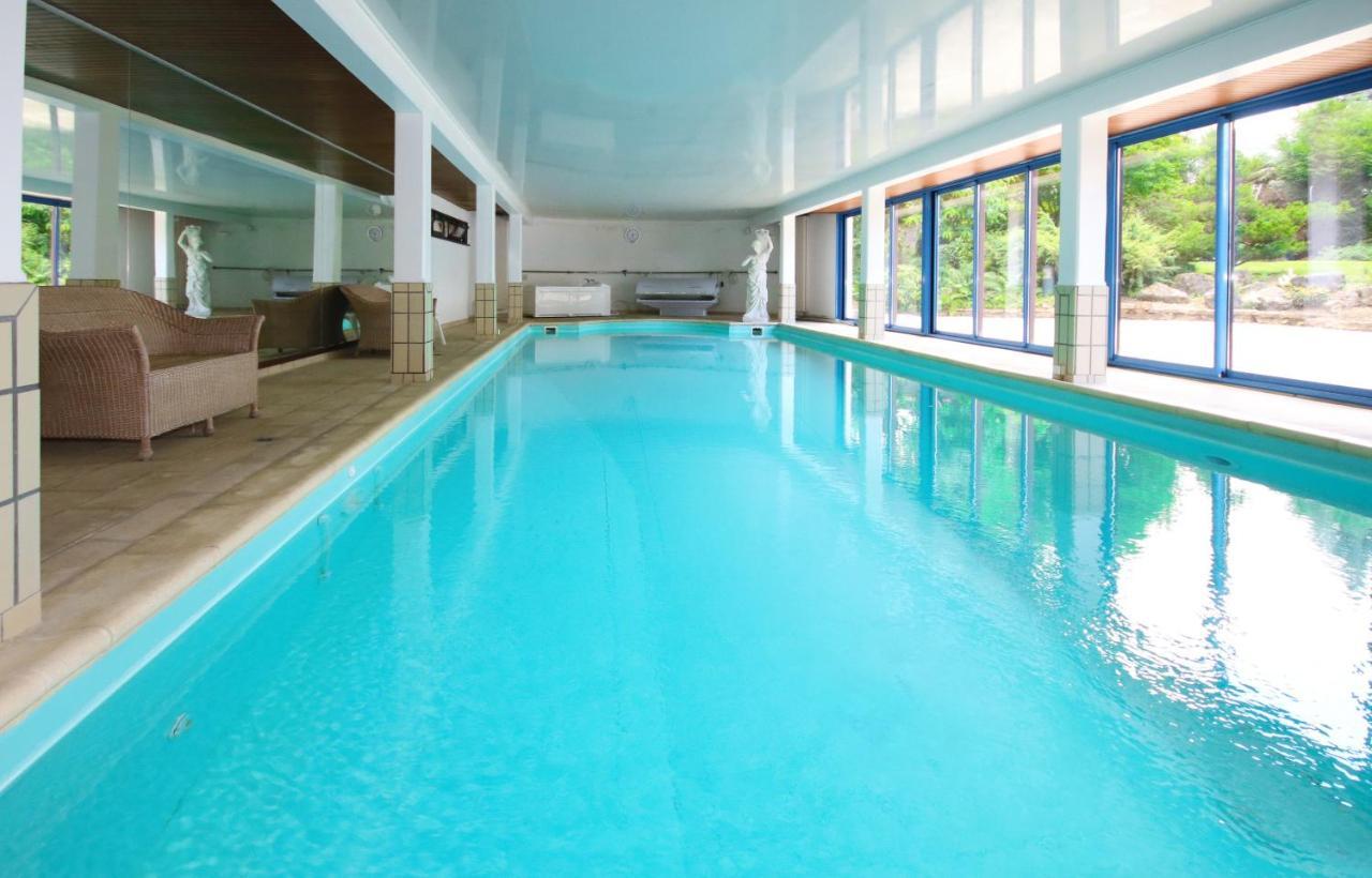 Le Manoir De La Mantille Caudry Esterno foto