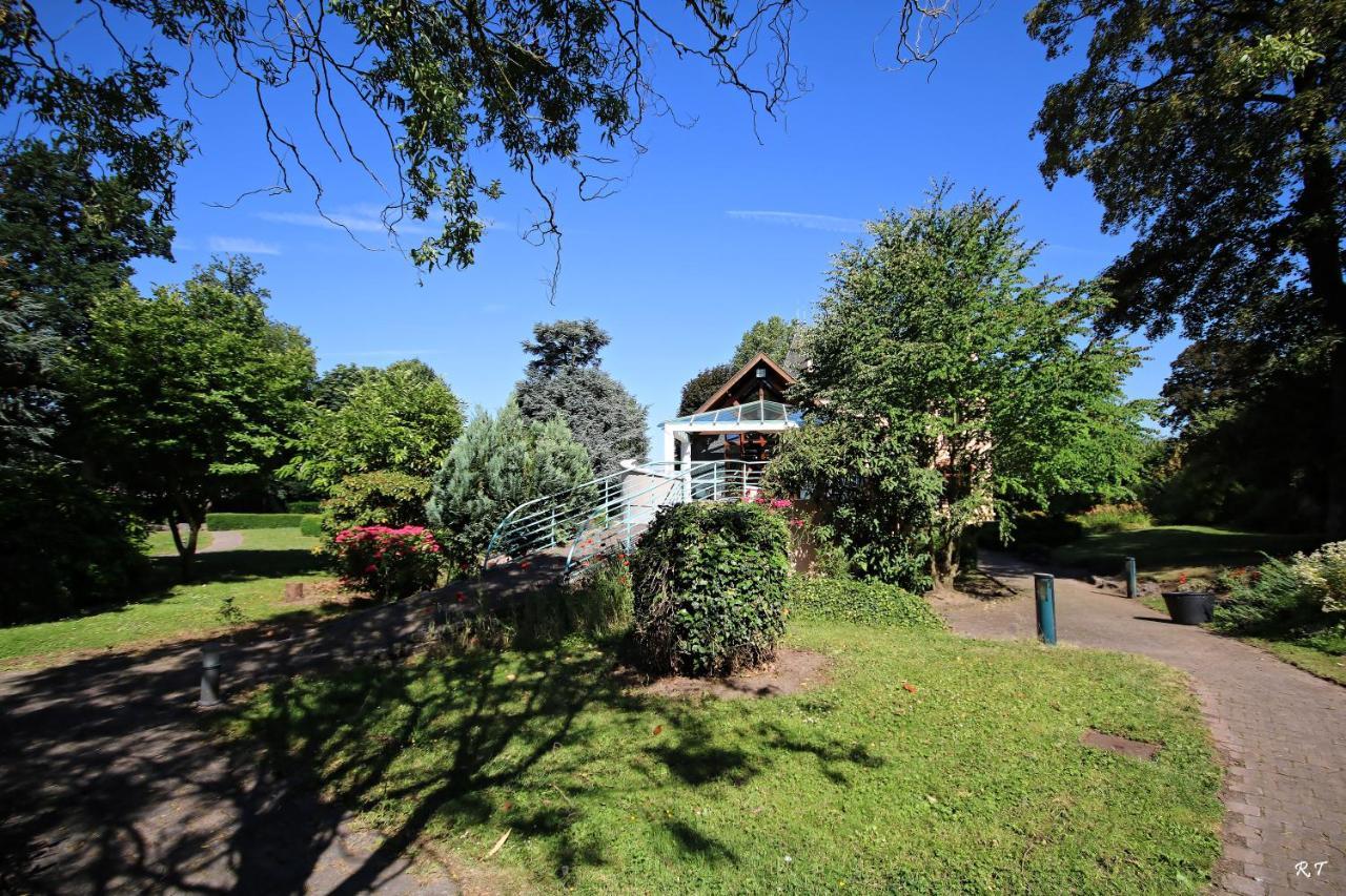 Le Manoir De La Mantille Caudry Esterno foto